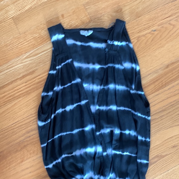 Beach Bundle👙☀️ - Picture 13 of 14